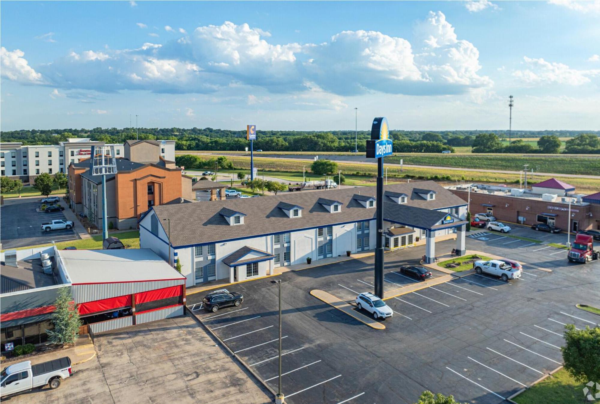 Days Inn By Wyndham Pauls Valley מראה חיצוני תמונה